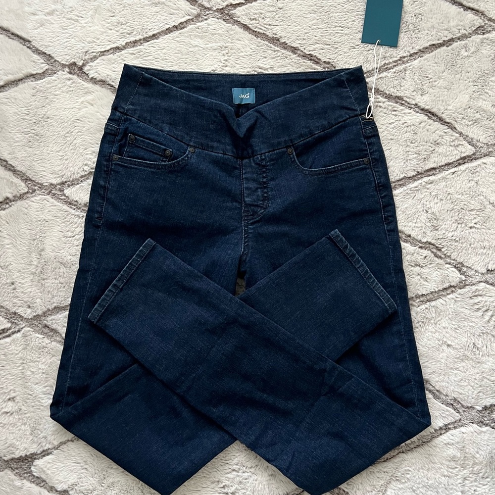 Mid rise skinny jeans